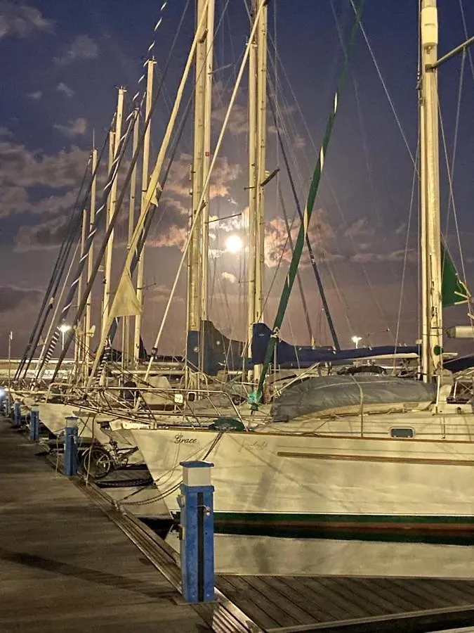 Båthotell Brego, Velero Para Alojamiento Santa Cruz de Tenerife